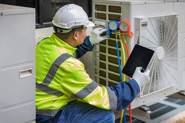 Professional Hvac technician working in Chico, TX